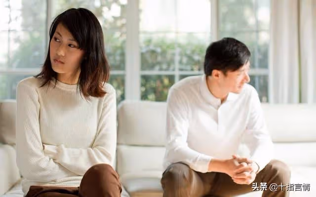 小舅子結婚,姐夫準備了一萬紅包,扭頭卻被岳母拒絕:這錢不對啊