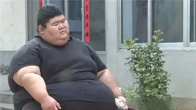 曝山東第一胖王浩楠因出軌離婚!老婆捉姦錄音曝光,結婚不到1年