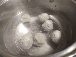 紫菜牛肉丸湯，多一步超香