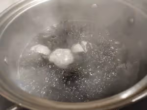 紫菜牛肉丸湯，多一步超香