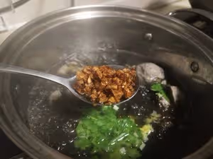 紫菜牛肉丸湯，多一步超香