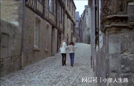 真可惜，國慶檔沒有兩個這樣的頂級美人