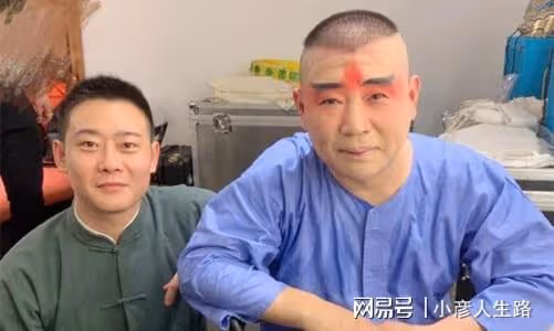 德雲社高峰拿欒雲平砸掛，稱高筱貝拜錯了師父，副總真是「委屈」