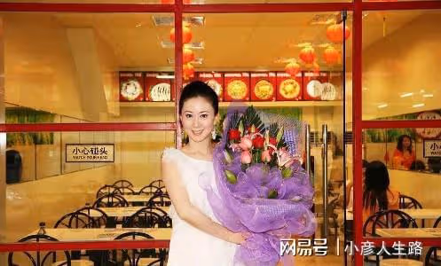 追求「藝術」之美，慘遭眾叛親離，差點身敗名裂的湯加麗後悔過嗎