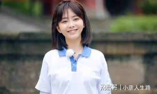 譚松韻又一部好劇來襲,合作大12歲男演員,劇照樸素而又甜美