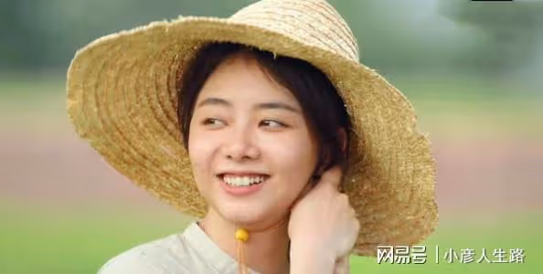 譚松韻又一部好劇來襲,合作大12歲男演員,劇照樸素而又甜美