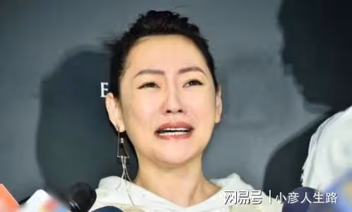 小S確診新冠,工作緊急叫停,趙小僑也全家確診,女兒僅三個月大