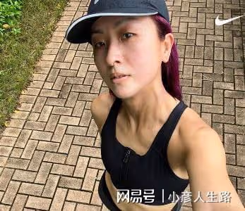 徐濠縈曬女兒近照為其慶生!18歲越來越有女人味,打扮嬌俏似媽媽