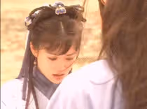 初見時驚艷眾人,成名後卻靈氣全無,這8位女星的臉變化太大了