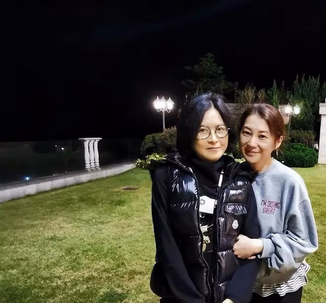 初見時驚艷眾人,成名後卻靈氣全無,這8位女星的臉變化太大了