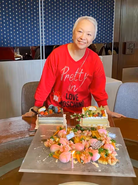 鍾鎮濤舊愛!金馬影后自爆罹癌「掉髮化療8次」隱瞞富尪 64歲抗癌成功「曬滿頭白髮近照」