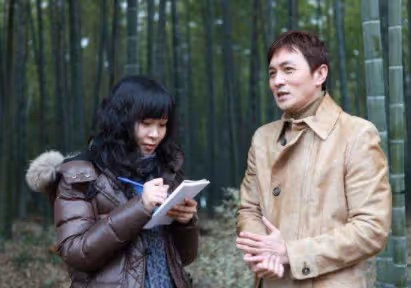 曾和賈靜雯搭檔爆紅!54歲男星「當初娶5婚妻」不顧眾人反對 被騙5000萬「6個孩子無一親生」撫養至今