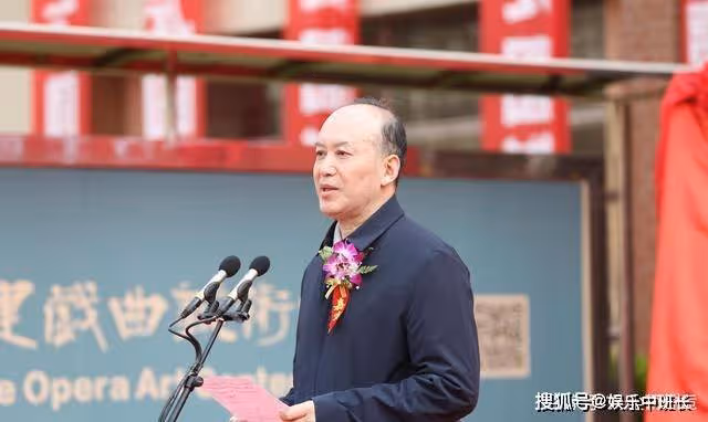 與蔡明合作了20年,如今已退出春晚10年的郭達,過得還好嗎?