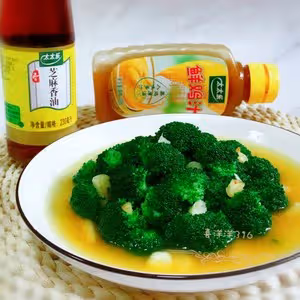 蒜香西蘭花【太太樂鮮雞汁芝麻香油】