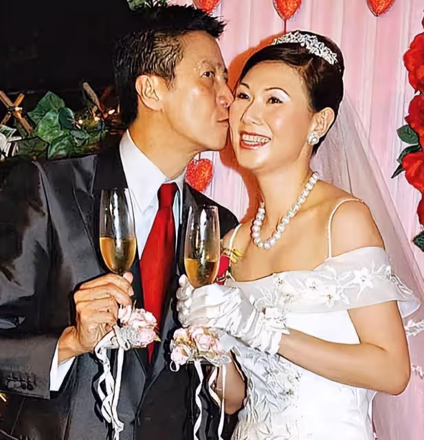 從港姐季軍,豪門豪門老婆到犯人,狂了半輩子,結局讓人感嘆