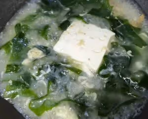 裙帶菜 嫩豆腐湯|太鮮美啦～