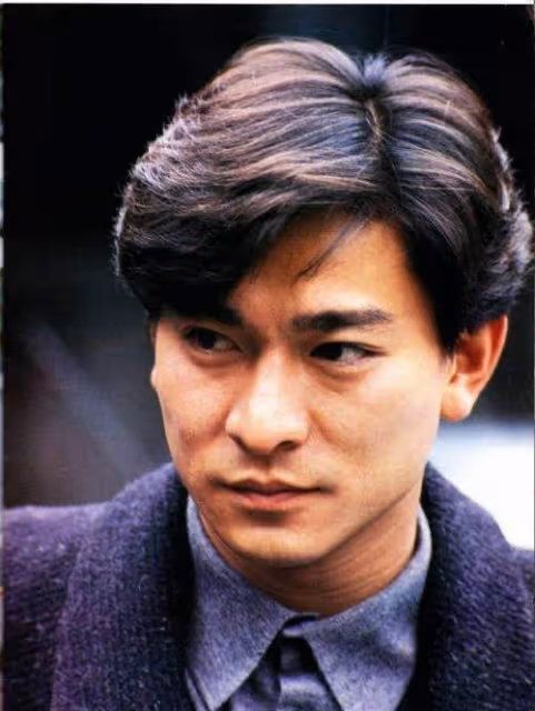 劉德華與妻子恩愛，遺憾的是只有一個女兒，女兒近照曝光長大了不少，網友直呼：又是一個美人胚子