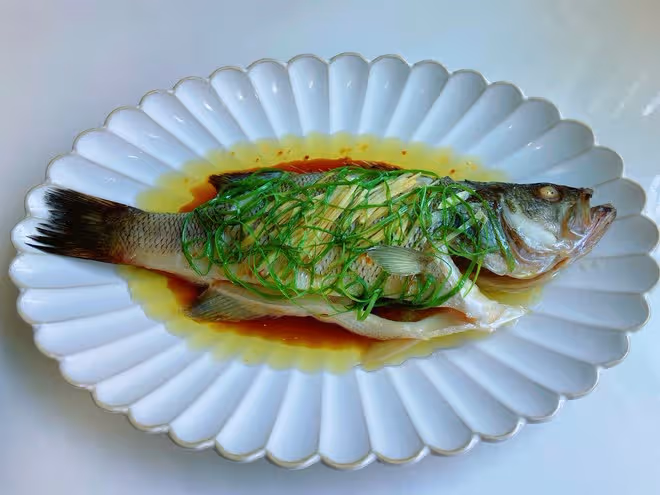 清蒸鱸魚【快手又美味】