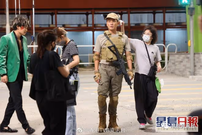 黃宗澤手持長Q劫囚車自言打到驚!謝天華笑他打得多片酬最高
