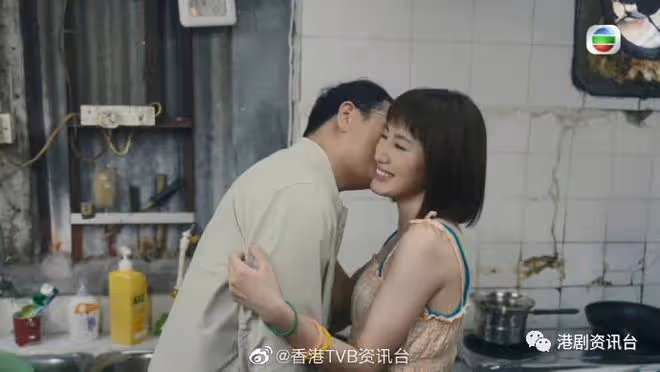 TVB力捧小花被扇巴掌大快人心!網民嘲:做兜巴信女版