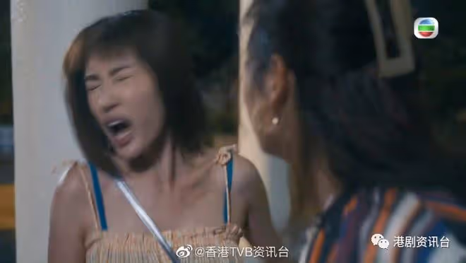 TVB力捧小花被扇巴掌大快人心!網民嘲:做兜巴信女版