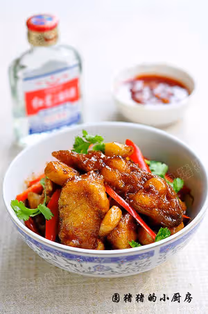 蒜子燜鲶魚
