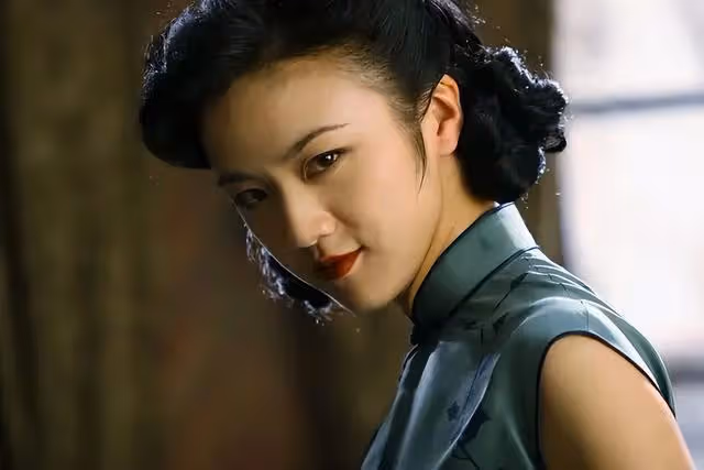 湯唯又獲獎了!她為什麼很少在大陸演戲?