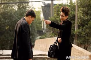 阿公生病手術費要十萬，老公出五萬，手術順利出院後，爸媽卻逼我離婚！