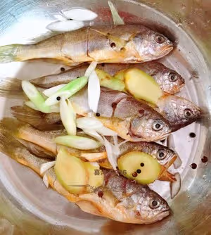 酥炸黃花魚
