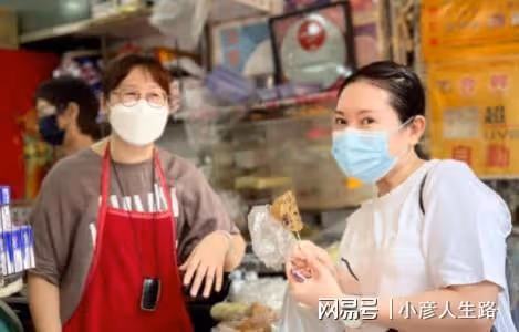 56歲李麗珍近況曝光，一臉凍齡身材發福，女兒高顏值遺傳好基因