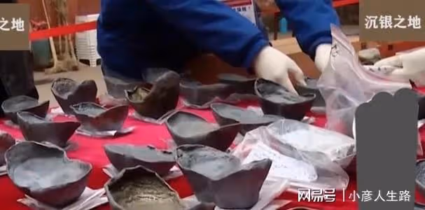 中國寶藏之謎「張獻忠寶藏」值90億，在岷江底300年，農民挖的？
