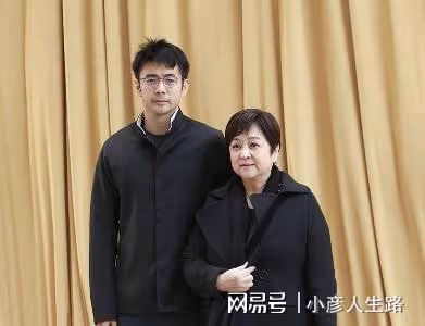 突發!74歲亞洲影后北上失聯一個半月,因意外摔倒接受開顱手術