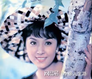突發!74歲亞洲影后北上失聯一個半月,因意外摔倒接受開顱手術