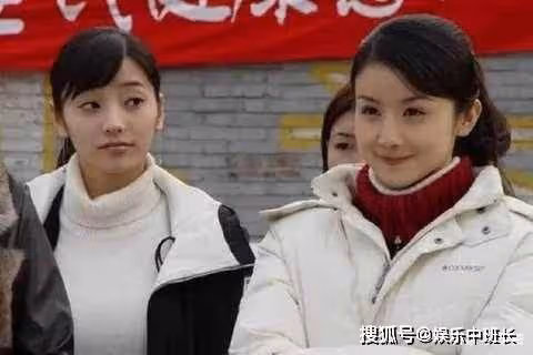 40歲孫菲菲曬近照,臉部僵硬目光呆滯,昔日古裝女神容顏已不在