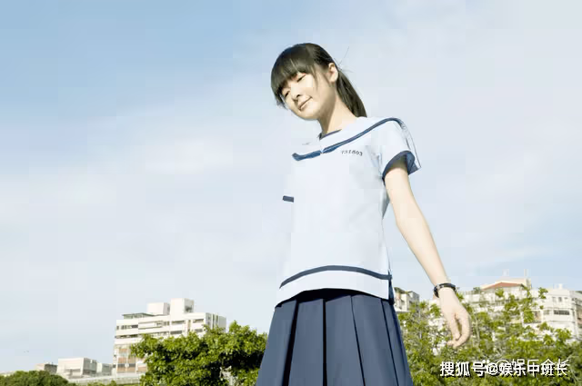 周星馳的乾女兒,九歲就出道的徐嬌,現在為什麼不如林允紅?