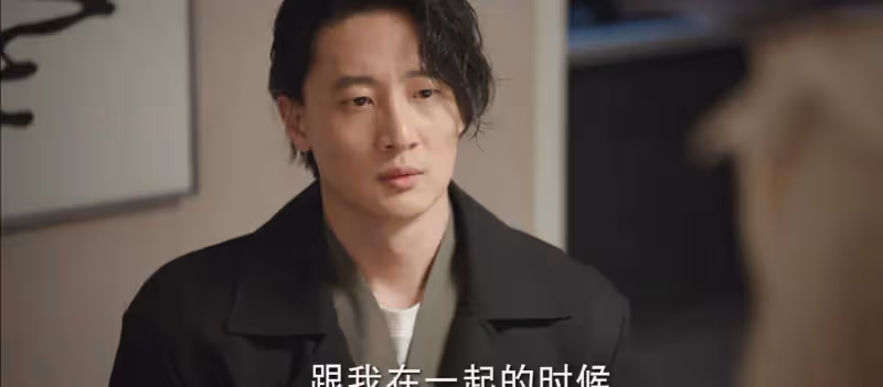 《底線》拋棄白富美,選擇打工女,盛方明看似愚蠢,實則精明