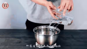 櫻桃小丸子的奶奶拿手魔法美食--卡美羅(蜂巢糖)