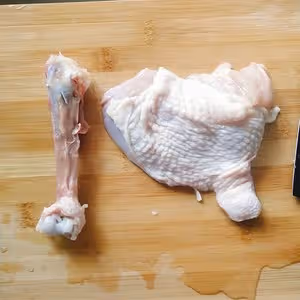 一個雞腿🍗就可以做一碗香濃可口的雞湯