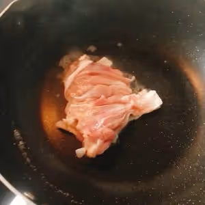 一個雞腿🍗就可以做一碗香濃可口的雞湯