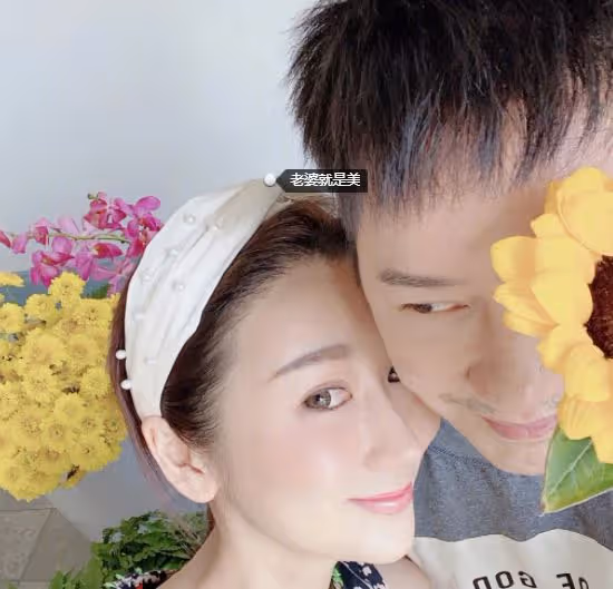 被曝要離婚，陳浩民蔣麗莎合體直播回應