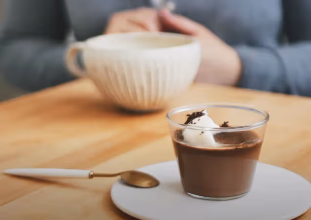 消耗蛋黃&amp;淡奶油：法式巧克力烤布丁Crème Au Chocolat，驚艷到你不要不要的！濃郁絲滑，大人小孩都難抗拒