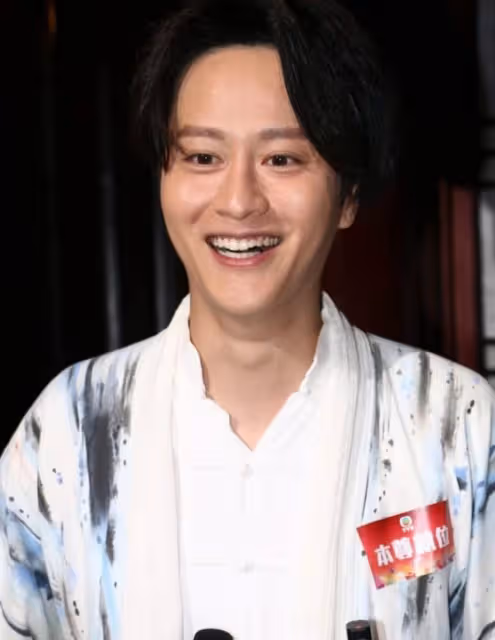 首當男一!TVB上位小生為角色拼盡全力,曾因原諒女友出軌引熱議