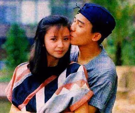 她是梁朝偉初戀,曾是TVB五美之一,54歲顏值依舊,堪稱不老女神