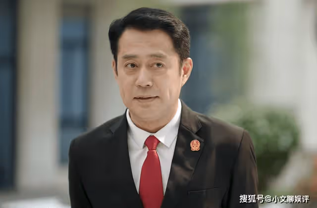 《底線》周亦安葉芯在一起當真圓滿?初見岳父,對方的態度讓他慌了