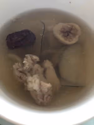 無花果海底椰瘦肉湯（確認過是男女老少都還愛喝的湯）