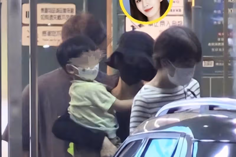 劉詩詩吳奇隆一家三口現身，劉詩詩抱著兒子，吳奇隆保護著母子