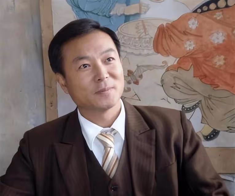 謝園:與17歲的妻子相戀22年,緋聞為零,死後,寡婦的痴情讓她淚流滿面