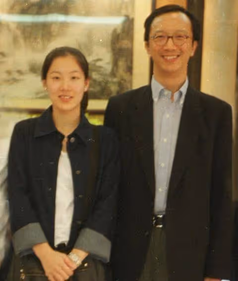 67歲老公風流,與老婆閨蜜糾纏不休,跳水女王伏明霞結婚了嗎?