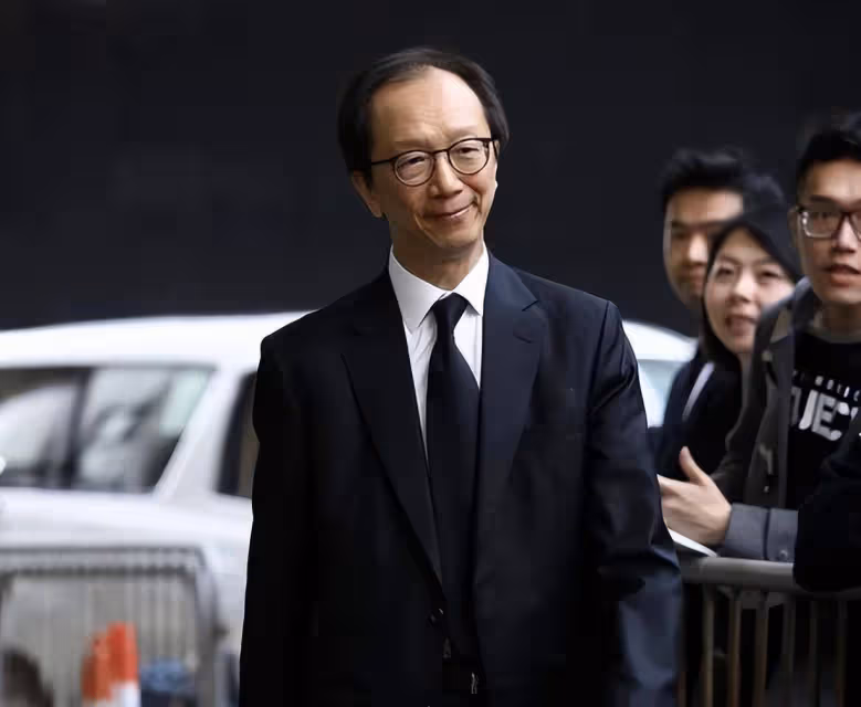 67歲老公風流,與老婆閨蜜糾纏不休,跳水女王伏明霞結婚了嗎?