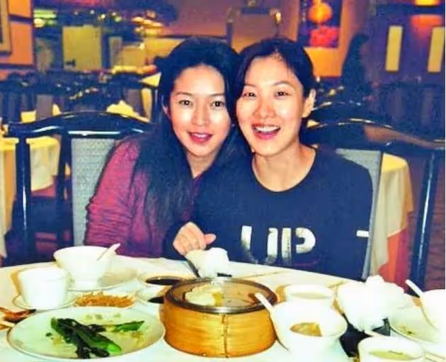 67歲老公風流，與老婆閨蜜糾纏不休，跳水女王伏明霞結婚了嗎？